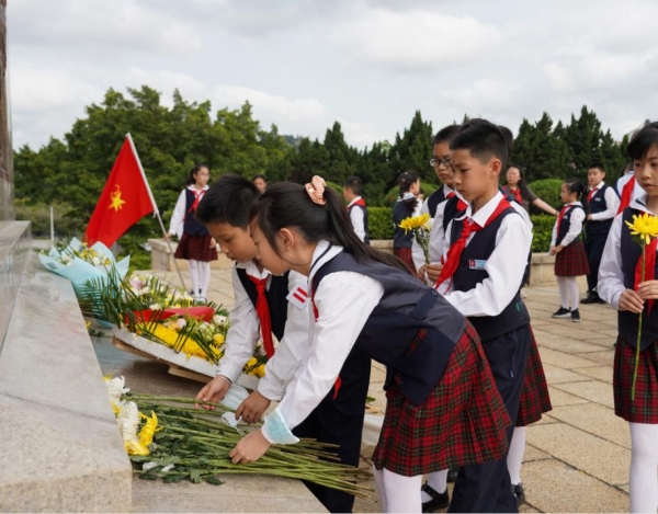 清明節，南山學(xué)子追思英烈，弘揚民族精神